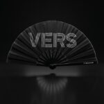 Festival Fan “VERS” in black – statement for Rave & CSD – View 1