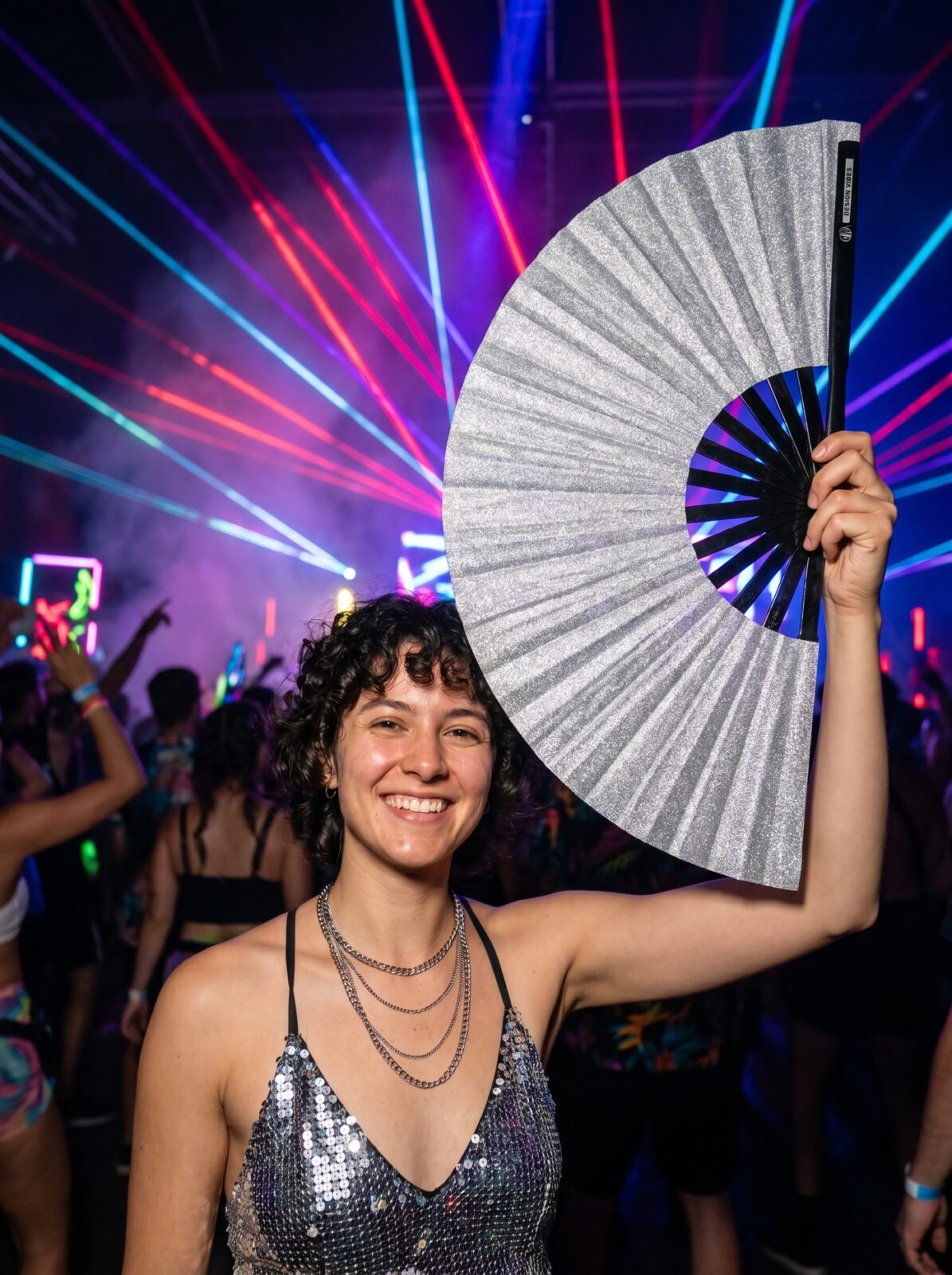 Festival Fan Silver Glitter – Sparkling Rave & Pride Accessory – View 2
