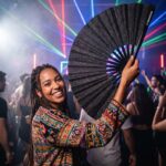 Festival Fan Black Glitter – Elegant Rave & Pride Accessory – View 2