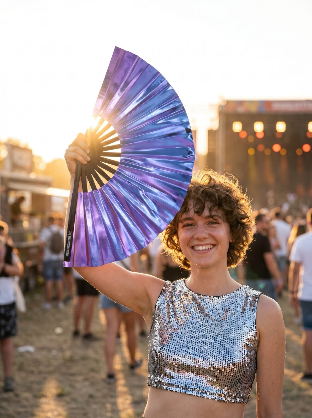 Festival Fan Holographic Blue-Purple Metallic – Rave accessory – View 3