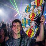 Festival Fan “ZAP BOOM POW” Yellow Comic – Rave & Party – View 2