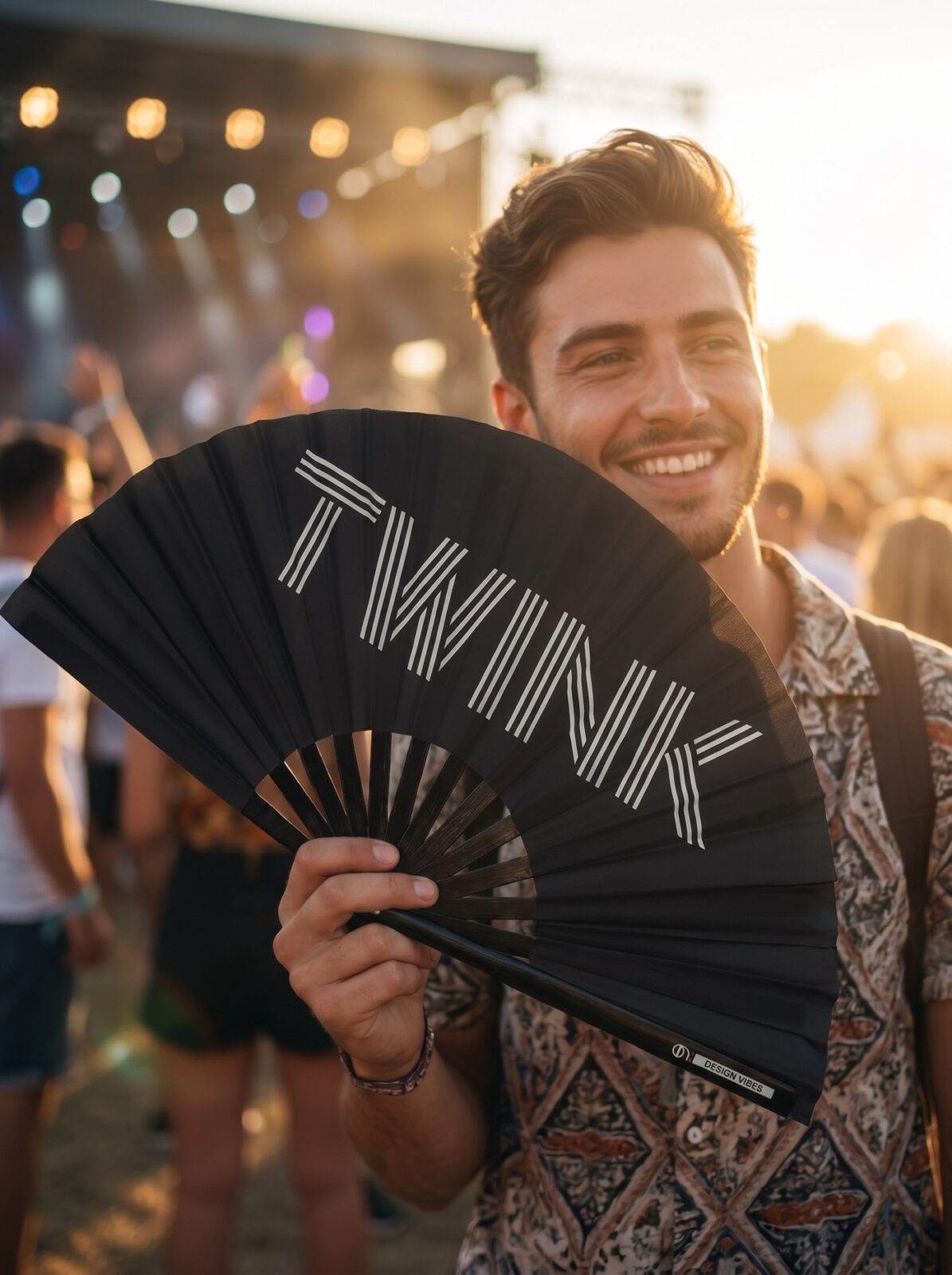 Festival Fan “TWINK” in black – Rave & Pride statement – View 3