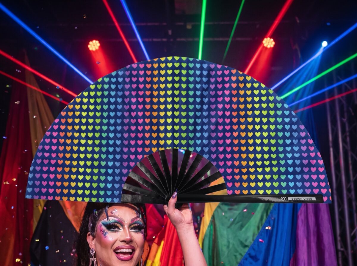 Festival Fans, Dark Blue with Rainbow Hearts, CSD & Pride, View 5