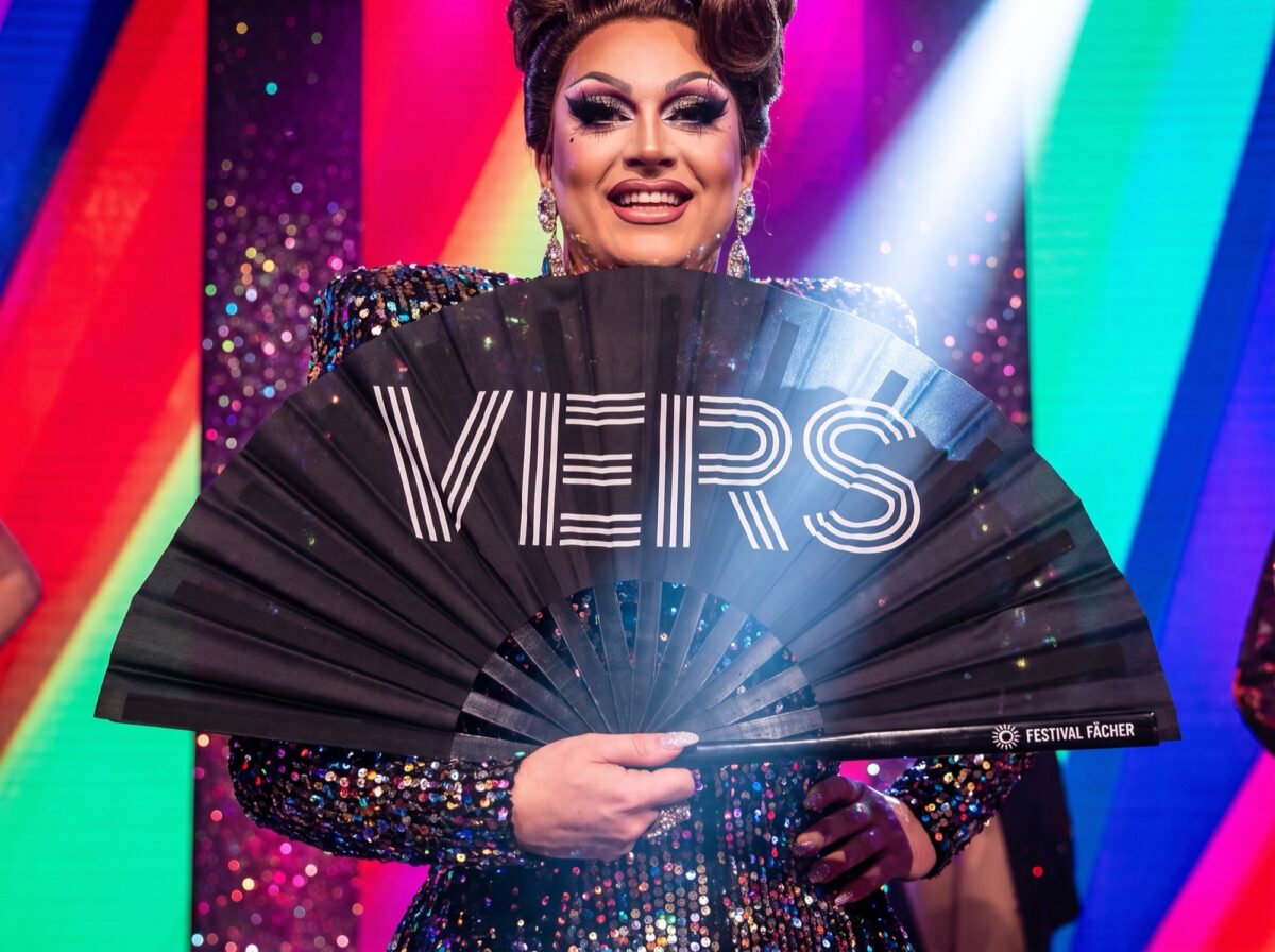 “VERS” Festival Fan in Black, a Statement Piece for Raves & CSD, View 5